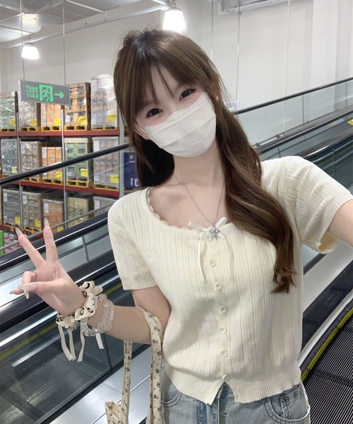 LAFFMO(ラフモ)の「スクエアネックレーストリムリボン半袖ニット(ニット/セーター・レディース・ブルー/ベージュ・F)」の13枚目の写真