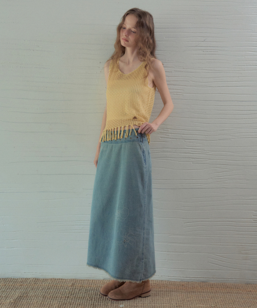 OURNOSTALGIA(アワー ノスタルジア)の「Handmade Fringe Sleeveless Knit_Light Yellow(OC26KN21)(ニット/セーター・レディース・ライトイエロー・FREE)」の5枚目の写真