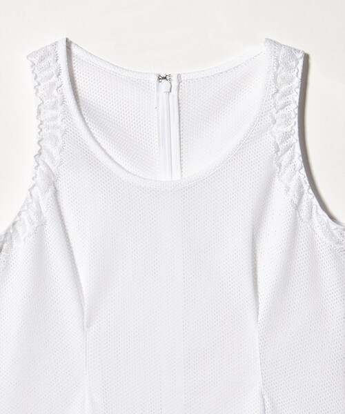 ATTISESSION(アティセッション)の「<ATTISESSION>メッシュ レース ノースリーブ トップス(その他トップス・レディース・ブラック/ホワイト・FREE)」の17枚目の写真