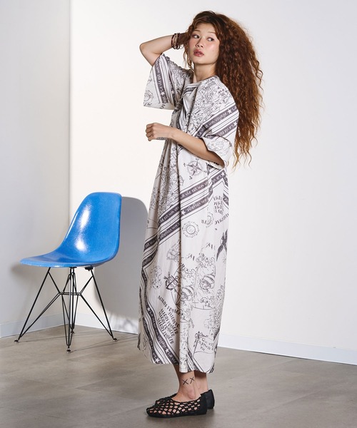 HLAADA(フラーダ)の「HLAADA for ROSEBUD/VOYAGE PRINT DRESS(ワンピース・レディース・ブラウン/ブラック・ONE SIZE)」の7枚目の写真