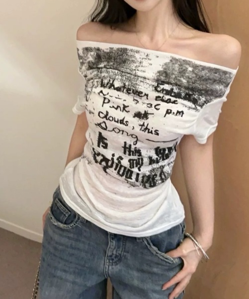 FUNdaysion(ファンデイション)の「ヴィンテージロゴオフショルTシャツ(Tシャツ/カットソー・レディース・ホワイト/ブラック・M)」の1枚目の写真