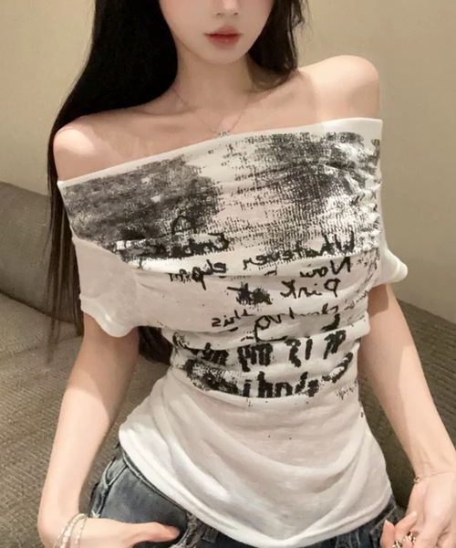 FUNdaysion(ファンデイション)の「ヴィンテージロゴオフショルTシャツ(Tシャツ/カットソー・レディース・ホワイト/ブラック・M)」の5枚目の写真
