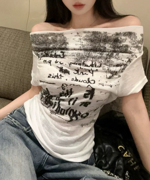 FUNdaysion(ファンデイション)の「ヴィンテージロゴオフショルTシャツ(Tシャツ/カットソー・レディース・ホワイト/ブラック・M)」の6枚目の写真