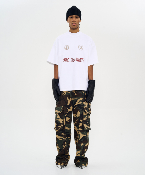 WORLDDILEMA(ワールドジレンマ)の「MOCK NECK EMBLEM HALF T-SHIRTS (WHITE)(Tシャツ/カットソー・レディース・ホワイト・FREE)」の2枚目の写真