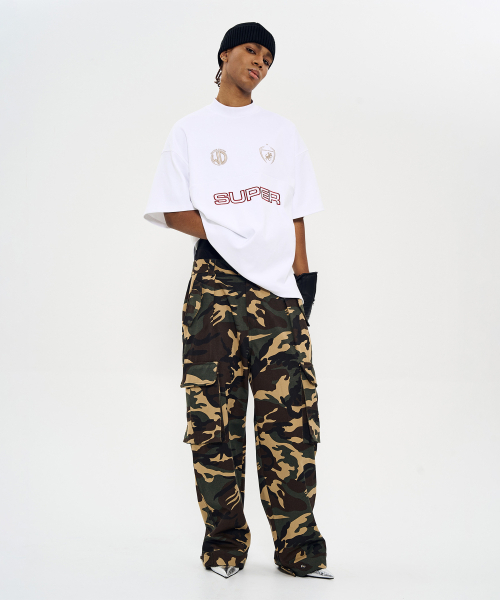 WORLDDILEMA(ワールドジレンマ)の「MOCK NECK EMBLEM HALF T-SHIRTS (WHITE)(Tシャツ/カットソー・レディース・ホワイト・FREE)」の4枚目の写真