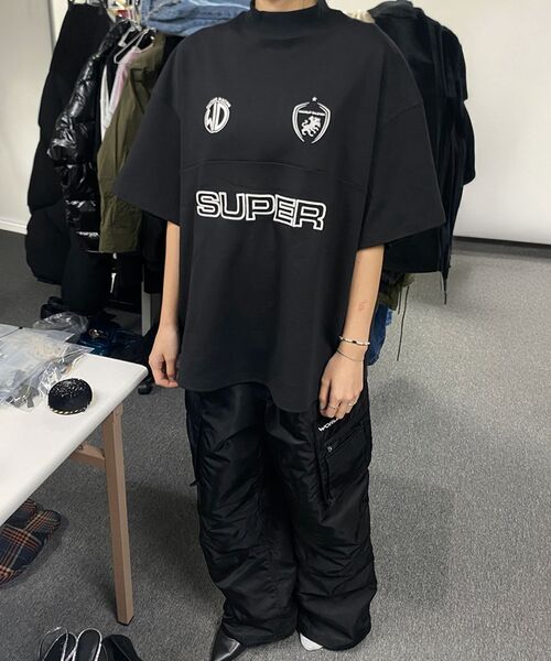 WORLDDILEMA(ワールドジレンマ)の「MOCK NECK EMBLEM HALF T-SHIRTS (WHITE)(Tシャツ/カットソー・レディース・ホワイト・FREE)」の8枚目の写真