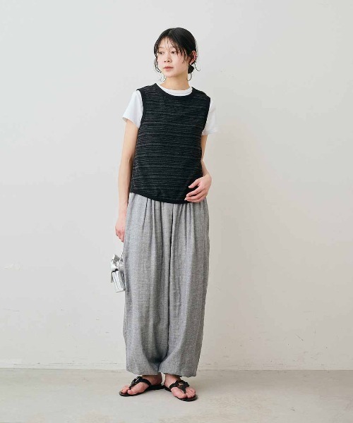 Live in comfort(リブインコンフォート)の「リブ イン コンフォート 接触冷感&抗菌防臭&吸汗速乾!Ohcool(R)IIplus素材の一枚でも重ねてもサマになる 大人のための白Tシャツ(Tシャツ/カットソー・レディース・ホワイト・4L/3L/LL/L/M/S/MP)」の6枚目の写真