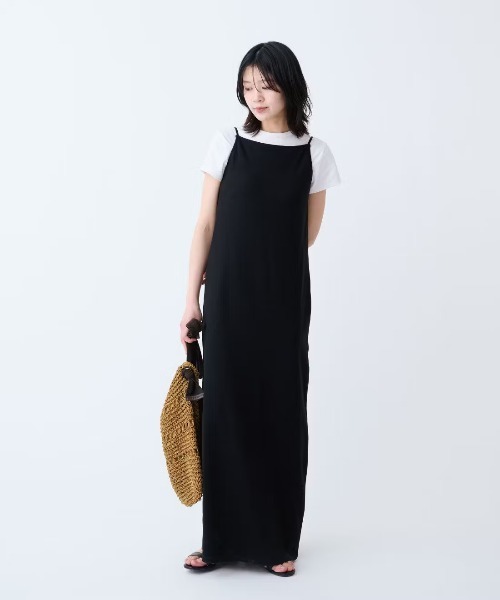 Live in comfort(リブインコンフォート)の「リブ イン コンフォート 接触冷感&抗菌防臭&吸汗速乾!Ohcool(R)IIplus素材の一枚でも重ねてもサマになる 大人のための白Tシャツ(Tシャツ/カットソー・レディース・ホワイト・4L/3L/LL/L/M/S/MP)」の9枚目の写真