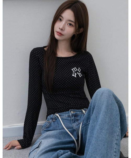 muahmuah（ムーアムーア）の「ドットラウンドクロップ長袖Tシャツ[ブラック]（Tシャツ/カットソー・レディース・ブラック・FREE）」の5枚目の写真