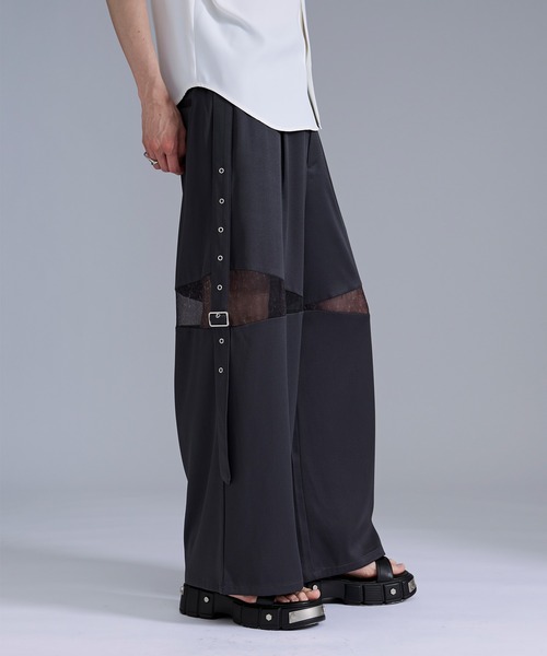 Ellno Loset(エルノロゼット)の「ハトメベルトガラキリカエパンツ(スラックス・メンズ・チャコール/ブラック・X-SMALL/LARGE/MEDIUM/SMALL)」の2枚目の写真