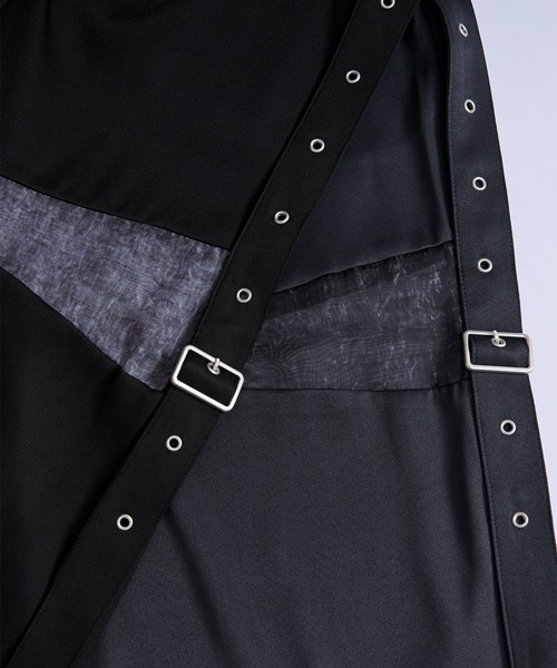 Ellno Loset(エルノロゼット)の「ハトメベルトガラキリカエパンツ(スラックス・メンズ・チャコール/ブラック・X-SMALL/LARGE/MEDIUM/SMALL)」の3枚目の写真