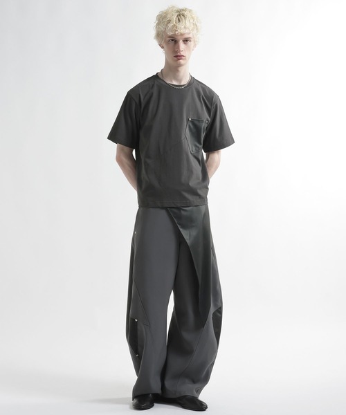HARE(ハレ)の「【SET UP対応】ビルディングレザーポケットカットソー(HARE)(Tシャツ/カットソー・メンズ・グレー/ブラック・FREE)」の6枚目の写真