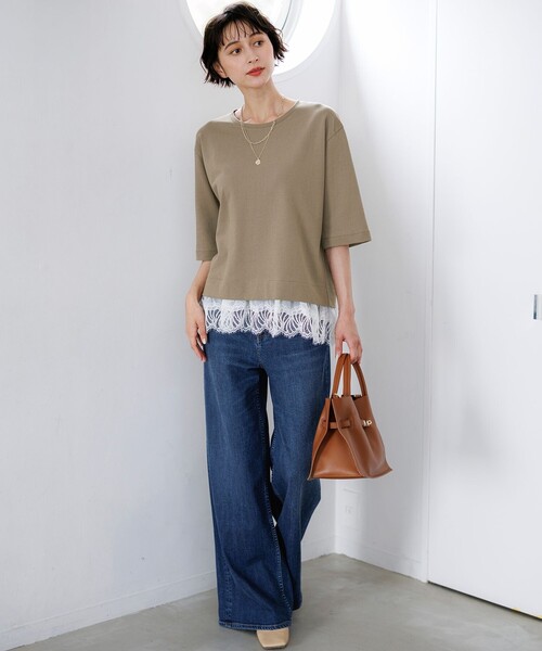 23区 S(ニジュウサンクチイサイサイズ)の「レースヘムレイヤード コンビ カットソー(Tシャツ/カットソー・レディース・オリーブ系/ベージュ系/グレー系・32)」の6枚目の写真
