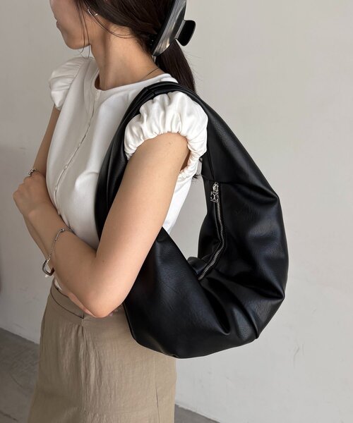 CAPRICIEUX LE'MAGE(カプリシューレマージュ)の「ラウンドムーンバッグ(トートバッグ・レディース・ホワイト系その他/ブラック/ブラウン・FREE)」の2枚目の写真