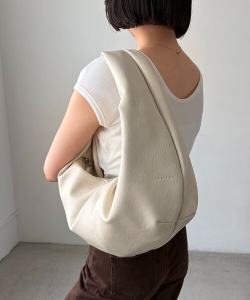 CAPRICIEUX LE'MAGE(カプリシューレマージュ)の「ラウンドムーンバッグ(トートバッグ・レディース・ホワイト系その他/ブラック/ブラウン・FREE)」の9枚目の写真