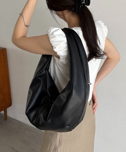 CAPRICIEUX LE'MAGE(カプリシューレマージュ)の「ラウンドムーンバッグ(トートバッグ・レディース・ホワイト系その他/ブラック/ブラウン・FREE)」の14枚目の写真