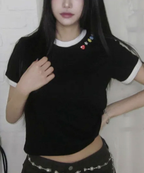 VIVID LADY(ビビッドレディー)の「カラーボタン リンガー半袖Tシャツ(Tシャツ/カットソー・レディース・ホワイト/イエロー/レッド/ライトブルー/ブラック・FREE)」の17枚目の写真