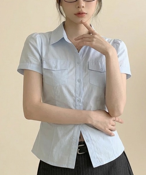 Emilie(エミリー)の「スリムフィット カラーシャツトップス(シャツ/ブラウス・レディース・ライトブルー/ホワイト・FREE)」の5枚目の写真