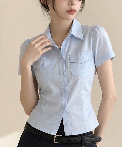 Emilie(エミリー)の「スリムフィット カラーシャツトップス(シャツ/ブラウス・レディース・ライトブルー/ホワイト・FREE)」の3枚目の写真