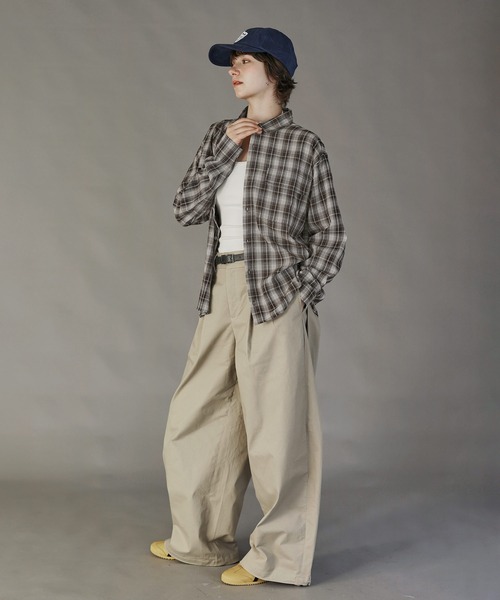 NAKER(ネイカー)の「レーヨン混レギュラーカラーチェックシャツ(シャツ/ブラウス・メンズ・ネイビー/ブラウン・L/M/S/XL)」の11枚目の写真