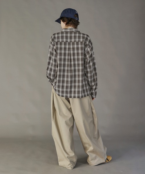 NAKER(ネイカー)の「レーヨン混レギュラーカラーチェックシャツ(シャツ/ブラウス・メンズ・ネイビー/ブラウン・L/M/S/XL)」の13枚目の写真