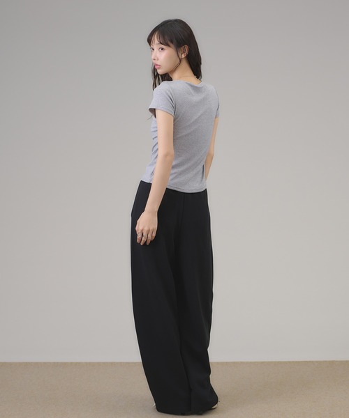 apres jour mignon（アプレジュールミニョン）の「フェイクレイヤードトップス（Tシャツ/カットソー・レディース・チャコールグレー/グレー/ブラウン系その他・フリー/LARGE）」の13枚目の写真