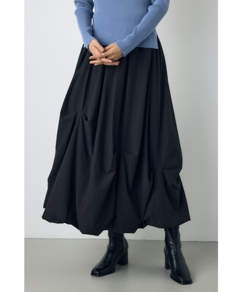 AZUL by moussy(アズールバイマウジー)の「【たっぷり立体感】タックバルーンスカート 秋服 冬服【身長/骨格別着用画像あり】デザインスカート(スカート・レディース・アイボリー/ブラック・SMALL/MEDIUM)」の10枚目の写真