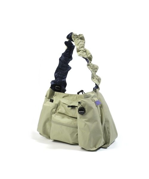 OFFWINTER(オフウィンター)の「【OFFWINTER】マルチポケット アーバンコミューター 2WAY リバーシブル ショルダーバッグ(ショルダーバッグ・メンズ・ブラック/グリーン/マルチ/ブラック系その他/レオパード・FREE)」の11枚目の写真