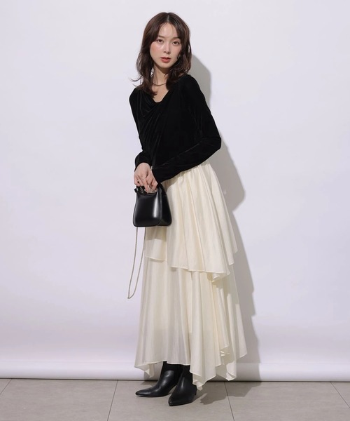 Mystrada(マイストラーダ)の「ベロアドッキングティアードワンピース(ワンピース・レディース・ブラック/モカ・38/36)」の5枚目の写真
