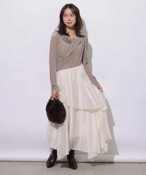 Mystrada(マイストラーダ)の「ベロアドッキングティアードワンピース(ワンピース・レディース・ブラック/モカ・38/36)」の11枚目の写真