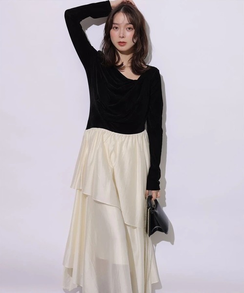 Mystrada(マイストラーダ)の「ベロアドッキングティアードワンピース(ワンピース・レディース・ブラック/モカ・38/36)」の3枚目の写真