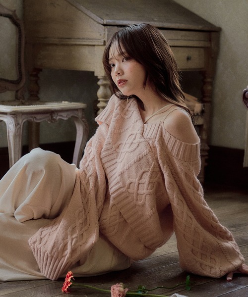 mideal(マイディール)の「one shoulder cable knit / ワンショルケーブルニット(ニット/セーター・レディース・ボルドー/ピンク/ブルーグリーン/ブラウン/ダークグレー/アイボリー・FREE)」の22枚目の写真