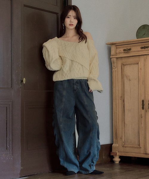 mideal(マイディール)の「one shoulder cable knit / ワンショルケーブルニット(ニット/セーター・レディース・ボルドー/ピンク/ブルーグリーン/ブラウン/ダークグレー/アイボリー・FREE)」の11枚目の写真
