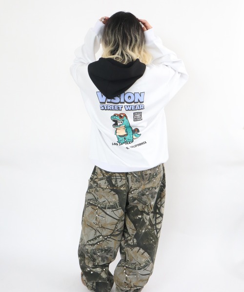 VISION STREET WEAR(ヴィジョンストリートウェア)の「Dinosaur ghost hoodie / ゴースト配色フーディー(パーカー・メンズ・ダークグリーン/ブラック/ホワイト・MEDIUM/X-LARGE/LARGE)」の7枚目の写真