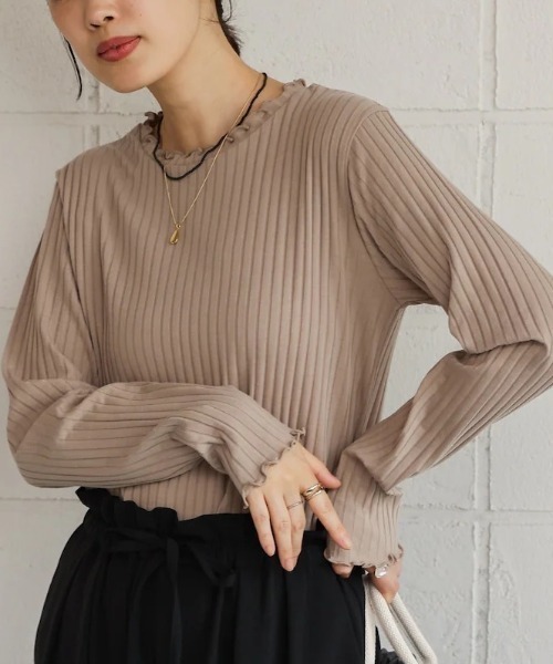 Bou Jeloud(ブージュルード)の「スリーブリブカットソー(Tシャツ/カットソー・レディース・グレイッシュベージュ/アイボリー/ブラック・MEDIUM/LARGE)」の3枚目の写真