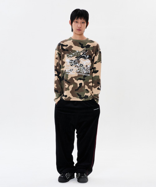 WKNDRS(ウィーキャンドース)の「MUSHROOM LS T-SHIRT (CAMO)(Tシャツ/カットソー・レディース・その他・MEDIUM/LARGE/X-LARGE)」の7枚目の写真