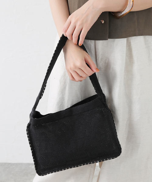 Nananita(ナナニータ)の「NANANITA/ナナニータ FOUNTAIN CROCHET BAG バッグ(ショルダーバッグ・レディース・ブラック/アイボリー・FREE)」の4枚目の写真