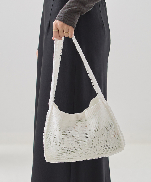 Nananita(ナナニータ)の「NANANITA/ナナニータ FOUNTAIN CROCHET BAG バッグ(ショルダーバッグ・レディース・ブラック/アイボリー・FREE)」の7枚目の写真