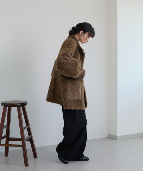apres jour clair（アプレジュールクレア）の「【apres jour clair】リバーシブルフェイクムートンアウター（ムートンコート・レディース・キャメル/ベージュ/ブラウン・X-LARGE/フリー）」の7枚目の写真