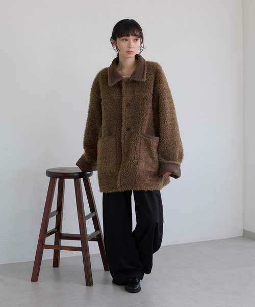 apres jour clair（アプレジュールクレア）の「【apres jour clair】リバーシブルフェイクムートンアウター（ムートンコート・レディース・キャメル/ベージュ/ブラウン・X-LARGE/フリー）」の17枚目の写真