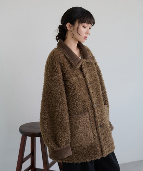 apres jour clair（アプレジュールクレア）の「【apres jour clair】リバーシブルフェイクムートンアウター（ムートンコート・レディース・キャメル/ベージュ/ブラウン・X-LARGE/フリー）」の12枚目の写真