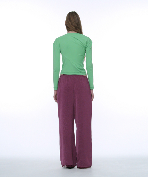 PARTIMENTO WOMEN(パルティメントウィメン)の「PWC ツイストデザインロングTシャツ_ネオングリーン(Tシャツ/カットソー・レディース・その他・SMALL/MEDIUM/LARGE)」の3枚目の写真
