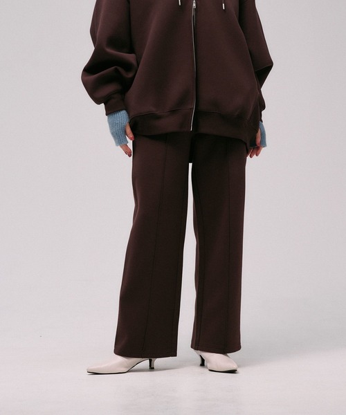 LEPSIM(レプシィム)の「《パフエアシリーズ》ストレートパンツ 824693(スウェットパンツ・レディース・ブラック/チャコールグレー/ブラウン・FREE)」の16枚目の写真
