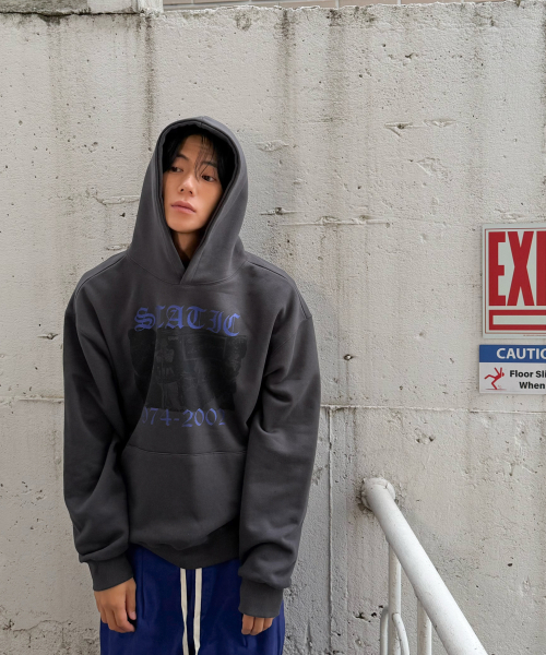 AMOU（アモウ）の「Static Hoodie CHACOAL GRAY（パーカー・レディース・その他・1/2）」の9枚目の写真