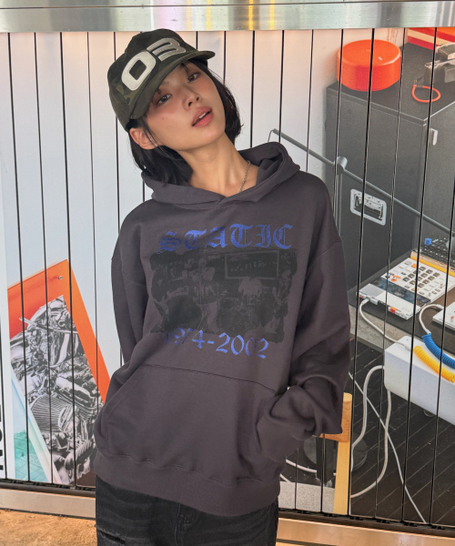 AMOU（アモウ）の「Static Hoodie CHACOAL GRAY（パーカー・レディース・その他・1/2）」の8枚目の写真