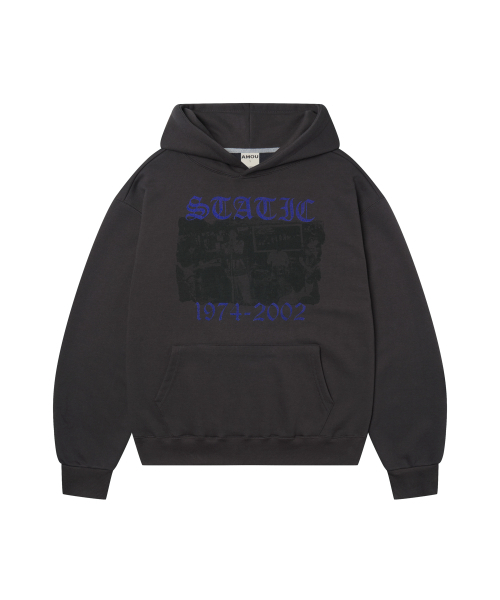 AMOU（アモウ）の「Static Hoodie CHACOAL GRAY（パーカー・レディース・その他・1/2）」の4枚目の写真