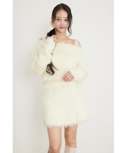 rienda(リエンダ)の「フラッフィーニットセットアップ 秋服 冬服(セットアップ・レディース・ピンク/ベージュ/ホワイト・FREE)」の1枚目の写真