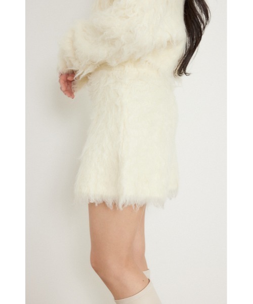 rienda(リエンダ)の「フラッフィーニットセットアップ 秋服 冬服(セットアップ・レディース・ピンク/ベージュ/ホワイト・FREE)」の5枚目の写真