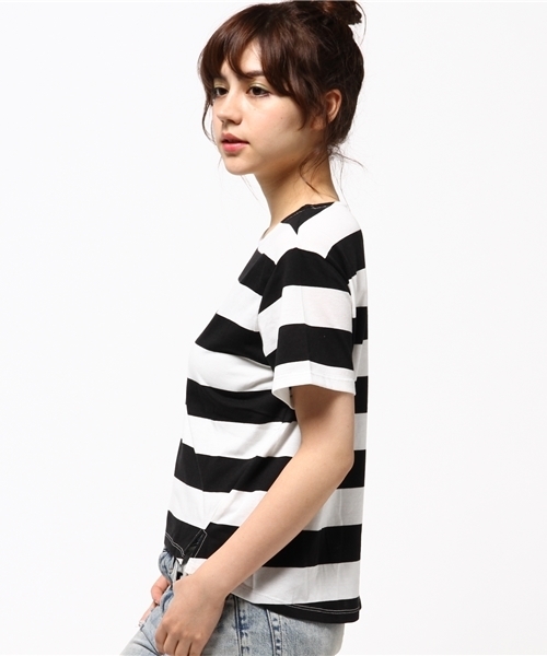 archives（アルシーヴ）の「スリットボーダープルオーバー（Tシャツ/カットソー・レディース・カーキ/ベージュ/ブラック・MEDIUM）」の4枚目の写真