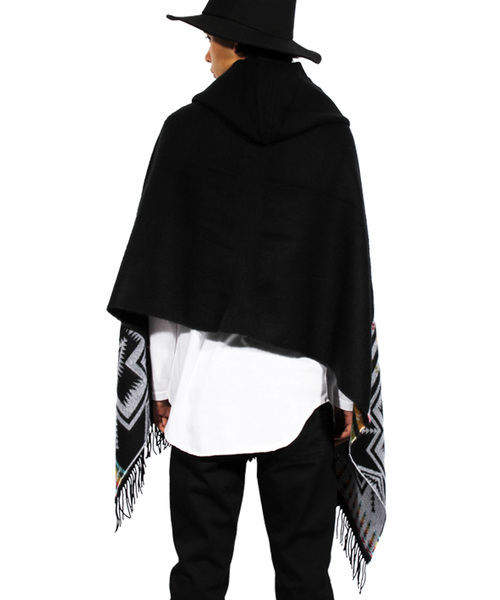 8(eight)（エイト）の「ネイティブ柄 ポンチョ フード付き マフラー